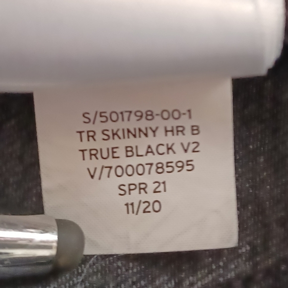 A Gap Denim Black True Skinny High Rise Jeans - Picture 6 of 7